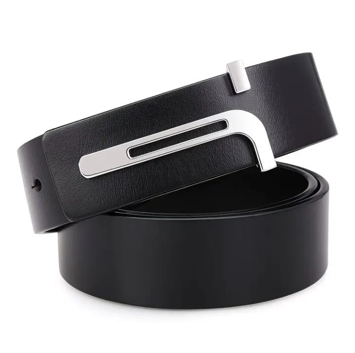 Minimal Leather Belt with Silver Buckle